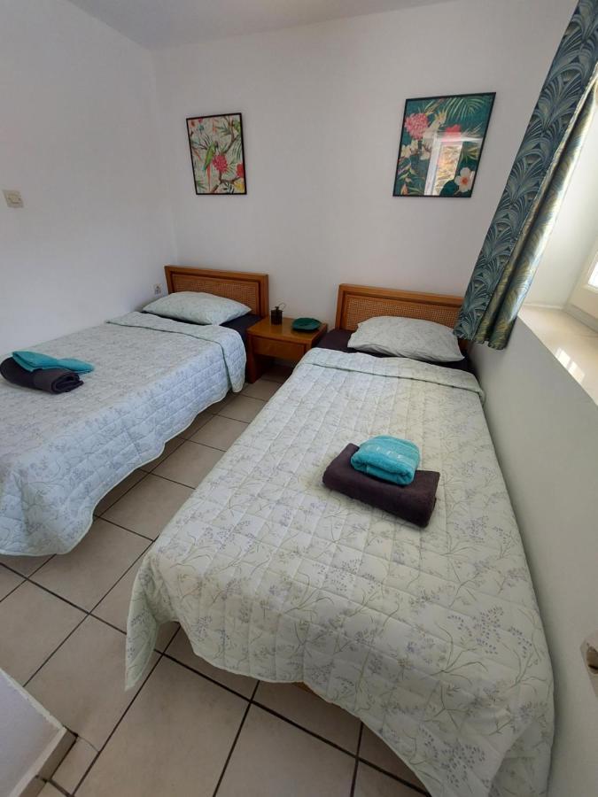 Artemis Ermoupoli Centre Appartement Pour Petit Budget Backpackers Exteriér fotografie